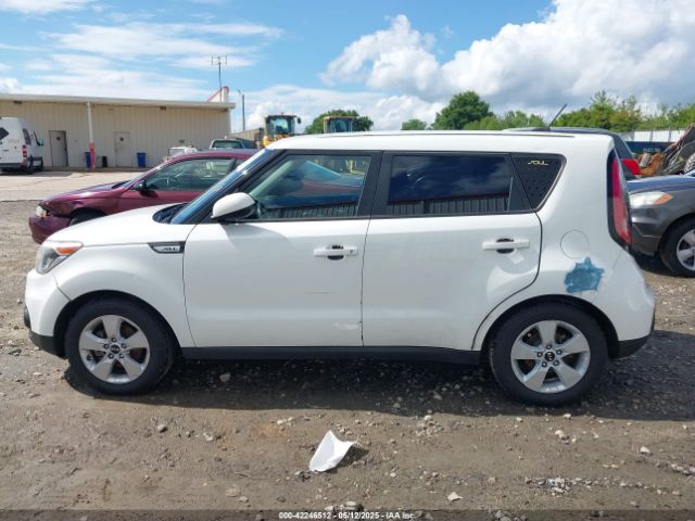 KNDJN2A29J7524208 KIA Soul