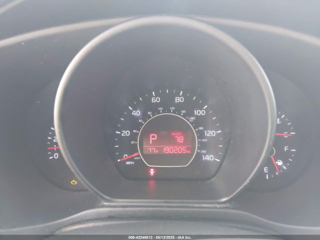 KNDJN2A29J7524208 KIA Soul