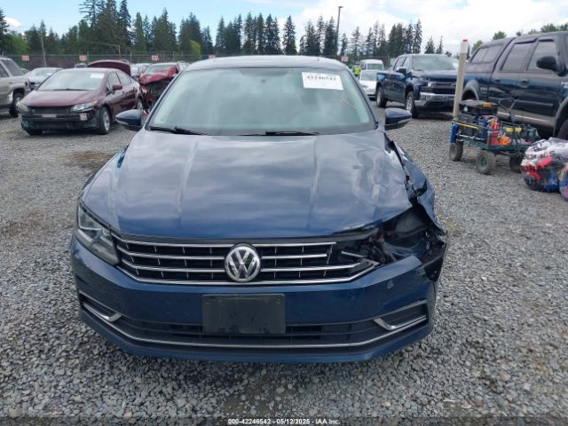 1VWBA7A3XJC019577 Volkswagen Passat 2.0t Se