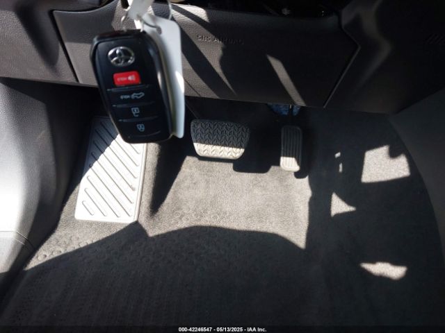 5TFLA5AB7NX010692 Toyota Tundra Sr5