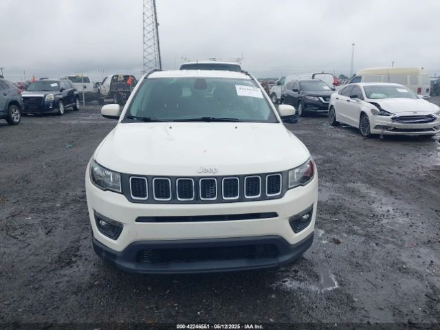 3C4NJCBB9KT652222 Jeep Compass Latitude Fwd