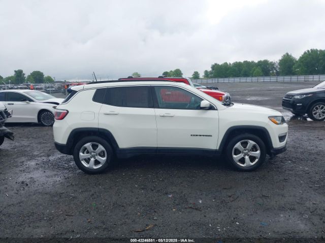 3C4NJCBB9KT652222 Jeep Compass Latitude Fwd