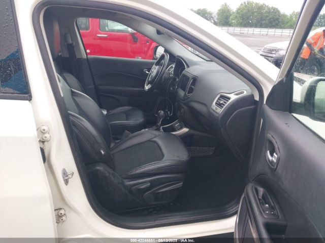 3C4NJCBB9KT652222 Jeep Compass Latitude Fwd