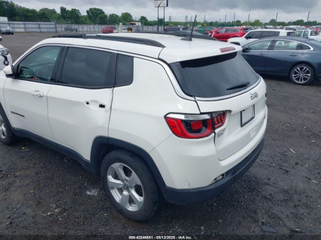 3C4NJCBB9KT652222 Jeep Compass Latitude Fwd