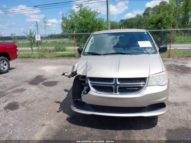 2C4RDGBG7ER355713 Dodge Grand Caravan Se