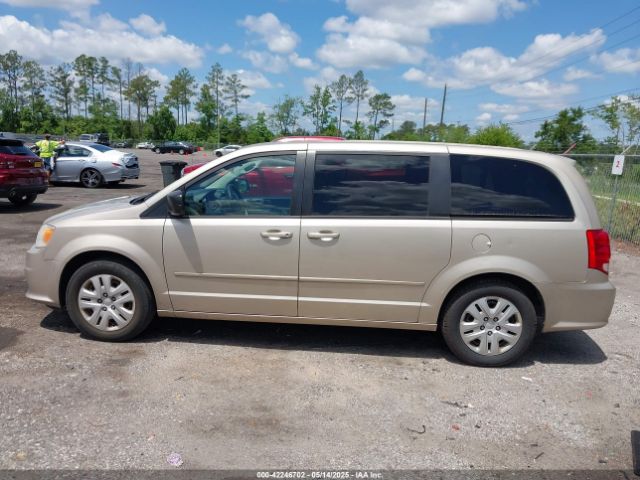 2C4RDGBG7ER355713 Dodge Grand Caravan Se