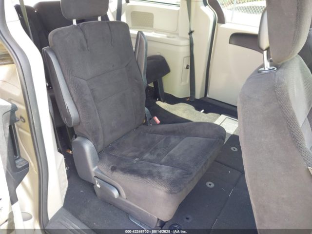 2C4RDGBG7ER355713 Dodge Grand Caravan Se