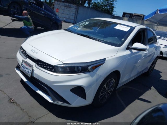 3KPF24AD8NE466366 KIA Forte Lxs
