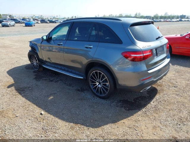 2019 MERCEDES-BENZ GLC 300 WDC0G4JB7KF600401 Photo 2