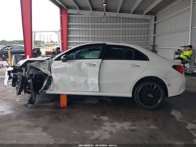 W1K3G4EB6MJ264856 Mercedes-Benz A 220
