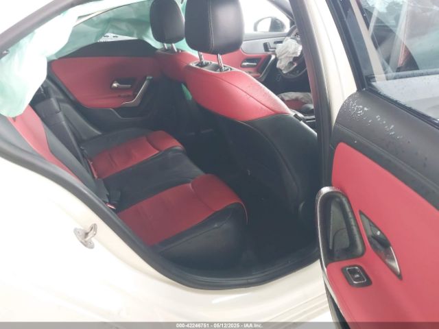 W1K3G4EB6MJ264856 Mercedes-Benz A 220
