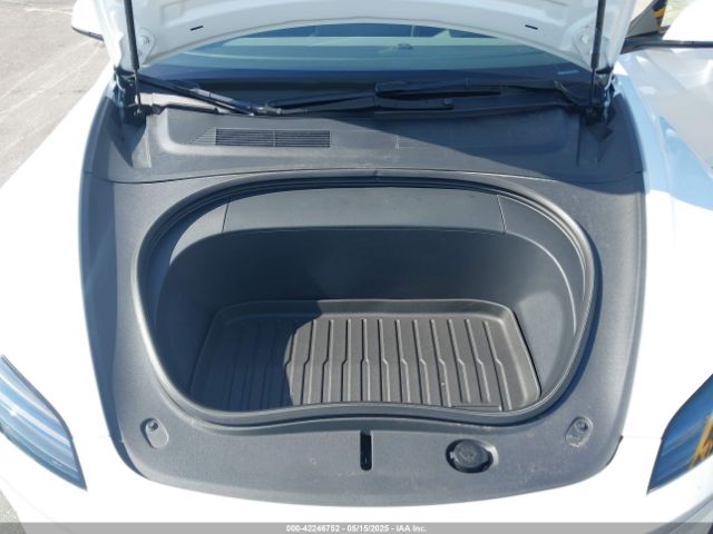 2024 TESLA MODEL 3 5YJ3E1EA7RF721503 Photo 9