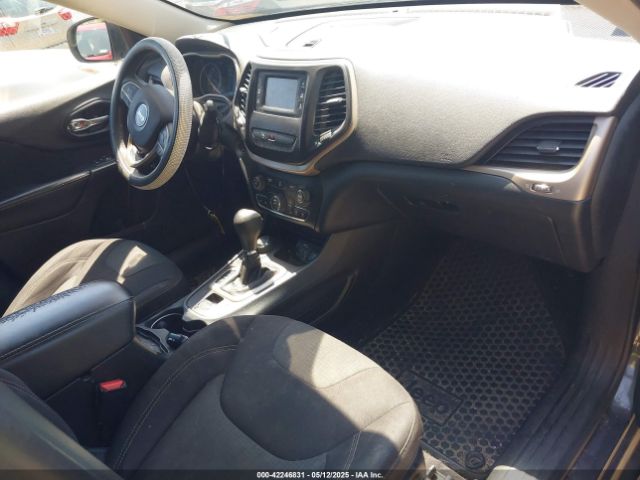 1C4PJMCB0GW187750 Jeep Cherokee Latitude