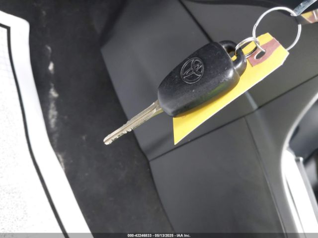 2T1BURHE1JC966477 Toyota COROLLA SE