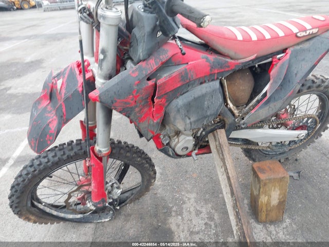 VBKGAK438NM175106 Gas Gas Mc250f