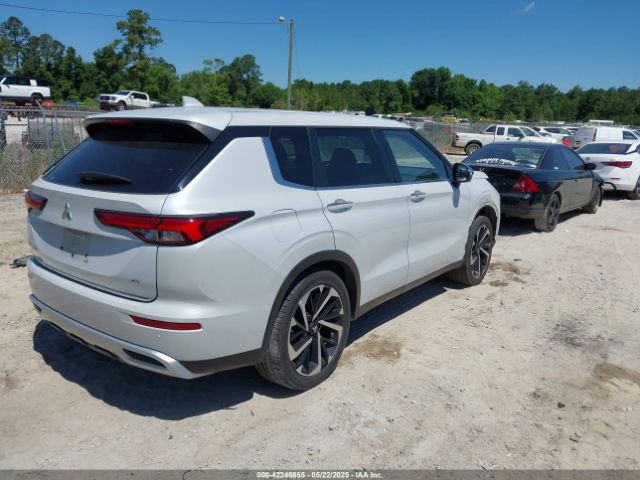 2022 MITSUBISHI OUTLANDER JA4J3UA82NZ037930 Photo 3
