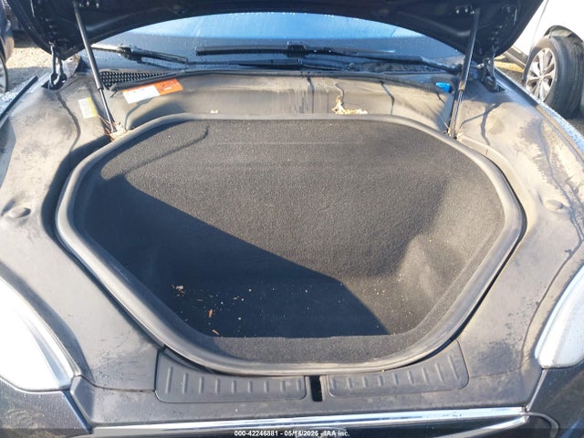 2015 TESLA MODEL S 5YJSA1S29FF100554 Photo 9