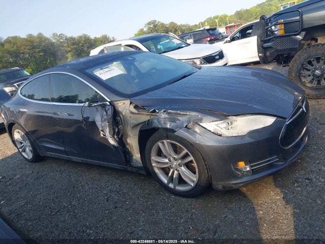 Tesla 3 phase a/c induction (dual motor) 2015 5YJSA1S29FF100554 Image 12