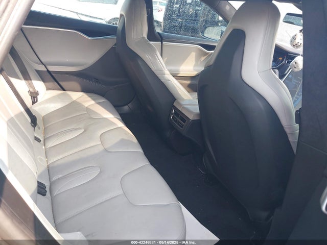 2015 TESLA MODEL S 5YJSA1S29FF100554 Photo 7