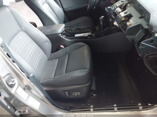 JTJGJRDZ0L2126938 Lexus NX 300H