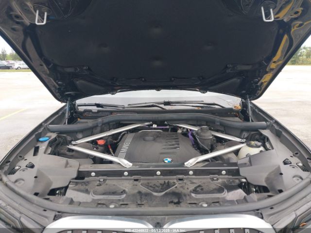 5UX23EM08R9V06884 BMW X7 Xdrive40i
