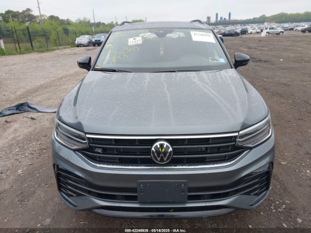 3VV8B7AX4RM136788 Volkswagen Tiguan 2.0t Se R-line Black