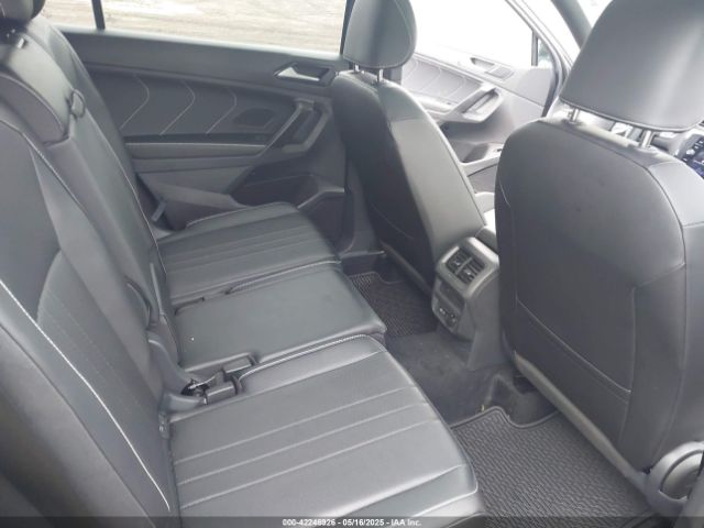 3VV8B7AX4RM136788 Volkswagen Tiguan 2.0t Se R-line Black