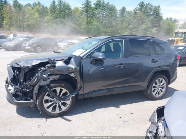 2T3A1RFV7PC388232 Toyota Rav4 Xle Premium