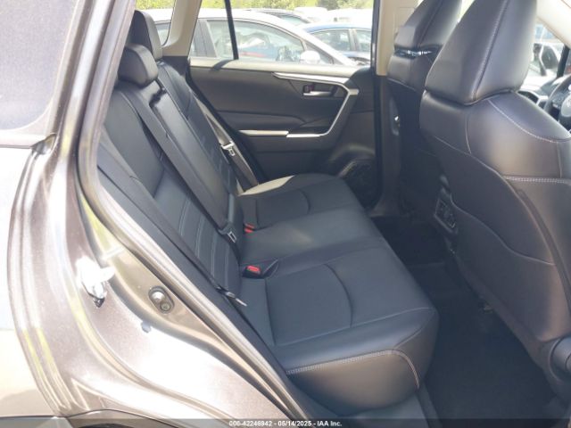 2T3A1RFV7PC388232 Toyota Rav4 Xle Premium