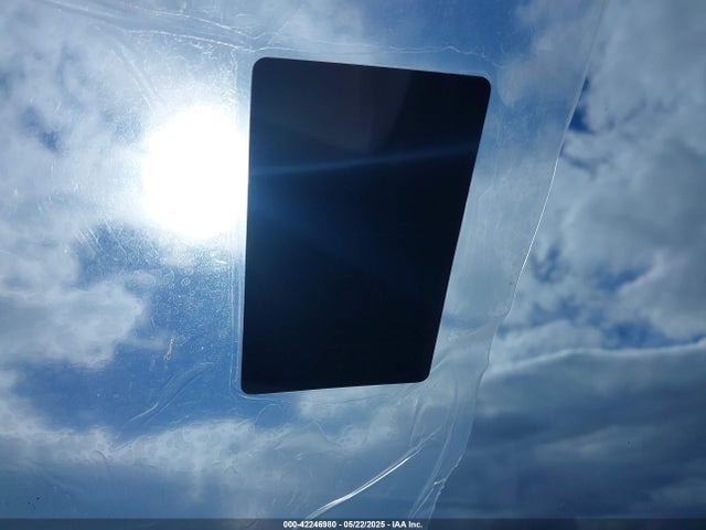 2020 TESLA MODEL Y 5YJYGDEF4LF022091 Photo 10