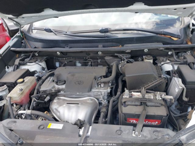 2T3ZFREV2HW355371 Toyota RAV4 LE