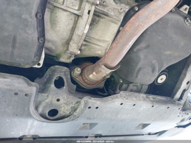 2T3ZFREV2HW355371 Toyota RAV4 LE