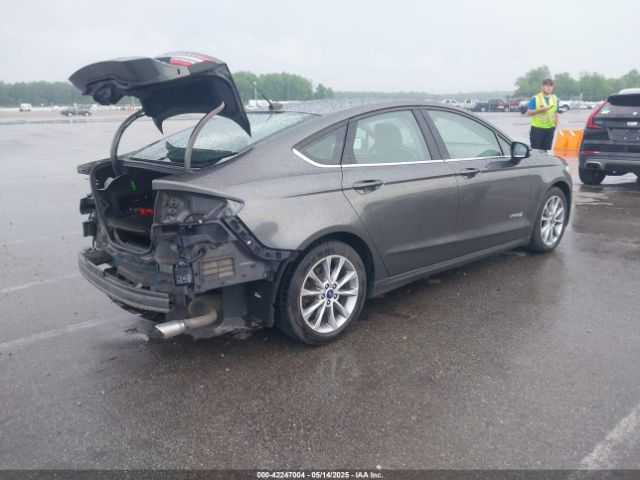 3FA6P0LU3HR400138 Ford Fusion Hybrid Se