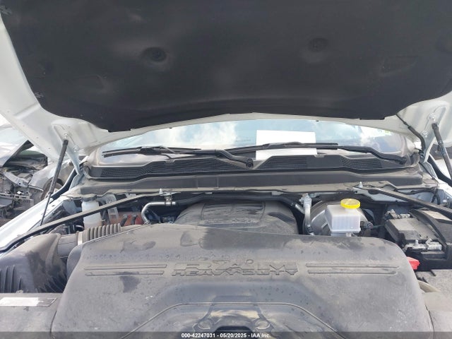 3C6UR5HJ2RG234917 RAM 2024