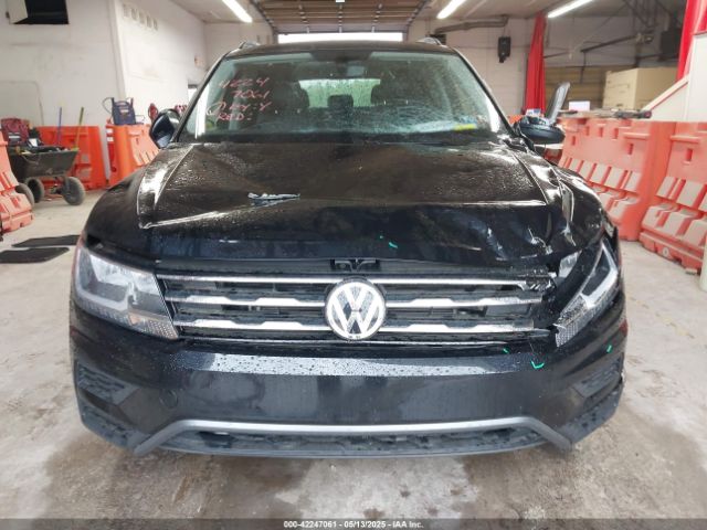 3VV2B7AX2MM096399 Volkswagen Tiguan 2.0t Se/2.0t Se R-line Black/2.0t Sel