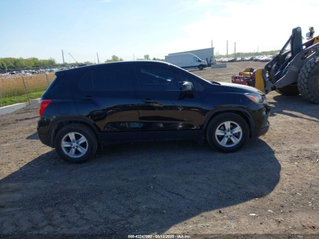 KL7CJKSB9LB065049 Chevrolet Trax Fwd Ls