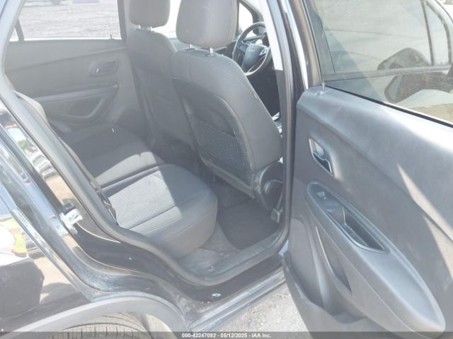 KL7CJKSB9LB065049 Chevrolet Trax Fwd Ls