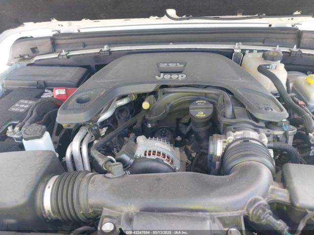 1C4HJXEG4KW514206 Jeep Wrangler Unlimited Sahara 4x4