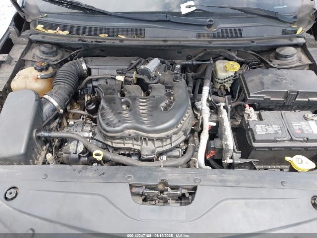 1C3CCCBG5FN698511 Chrysler 200 S