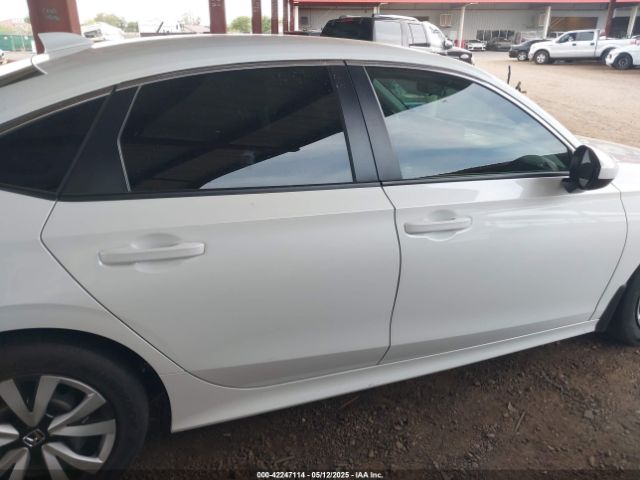 2HGFE2F20PH538141 Honda Civic Lx
