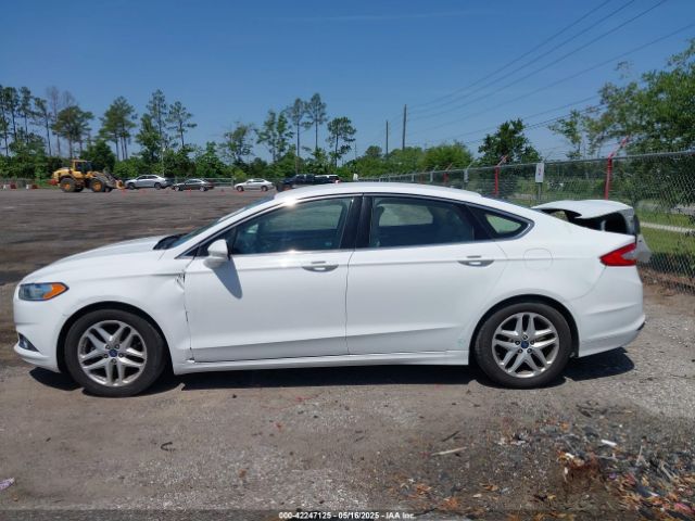 1FA6P0HD5G5119551 Ford FUSION SE