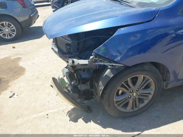 KM8JU3AG4FU969688 Hyundai TUCSON SE