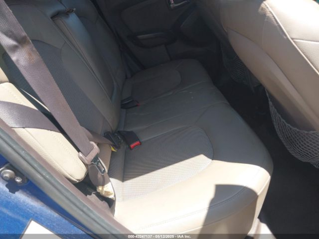 KM8JU3AG4FU969688 Hyundai TUCSON SE