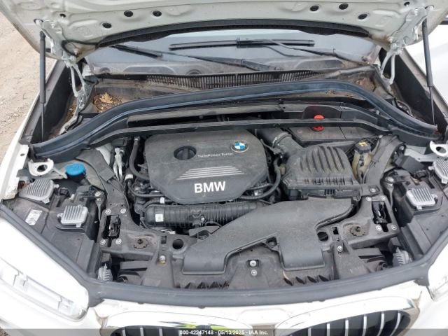 2018 BMW X1 WBXHT3C33J5L26657 Photo 9