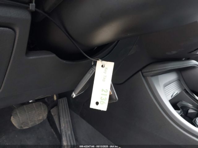 2018 BMW X1 WBXHT3C33J5L26657 Photo 10