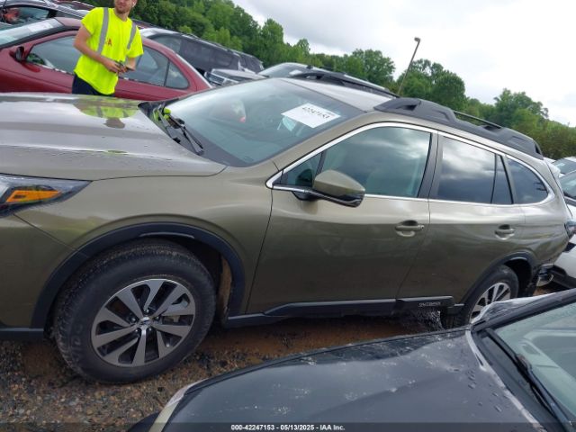4S4BTACC8N3213811 Subaru Outback Premium