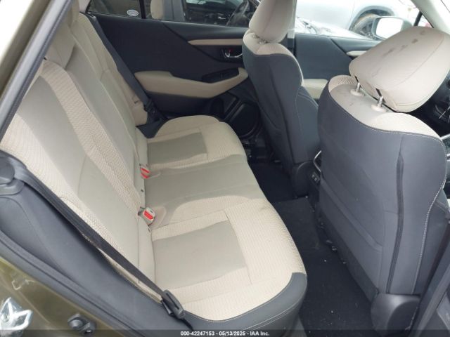 4S4BTACC8N3213811 Subaru Outback Premium