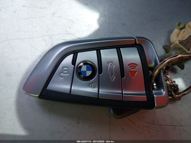 WBAJR3C04LWW69815 BMW 530I
