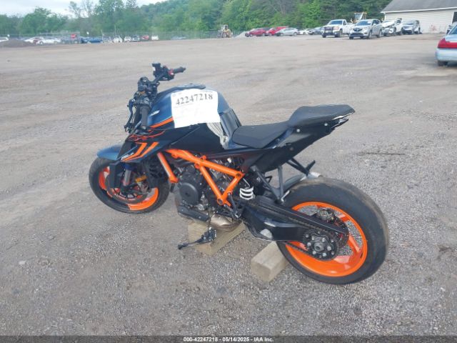2023 KTM 1290 VBKV39407PM972160 Photo 2