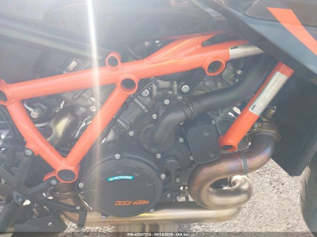 2023 KTM 1290 VBKV39407PM972160 Photo 7